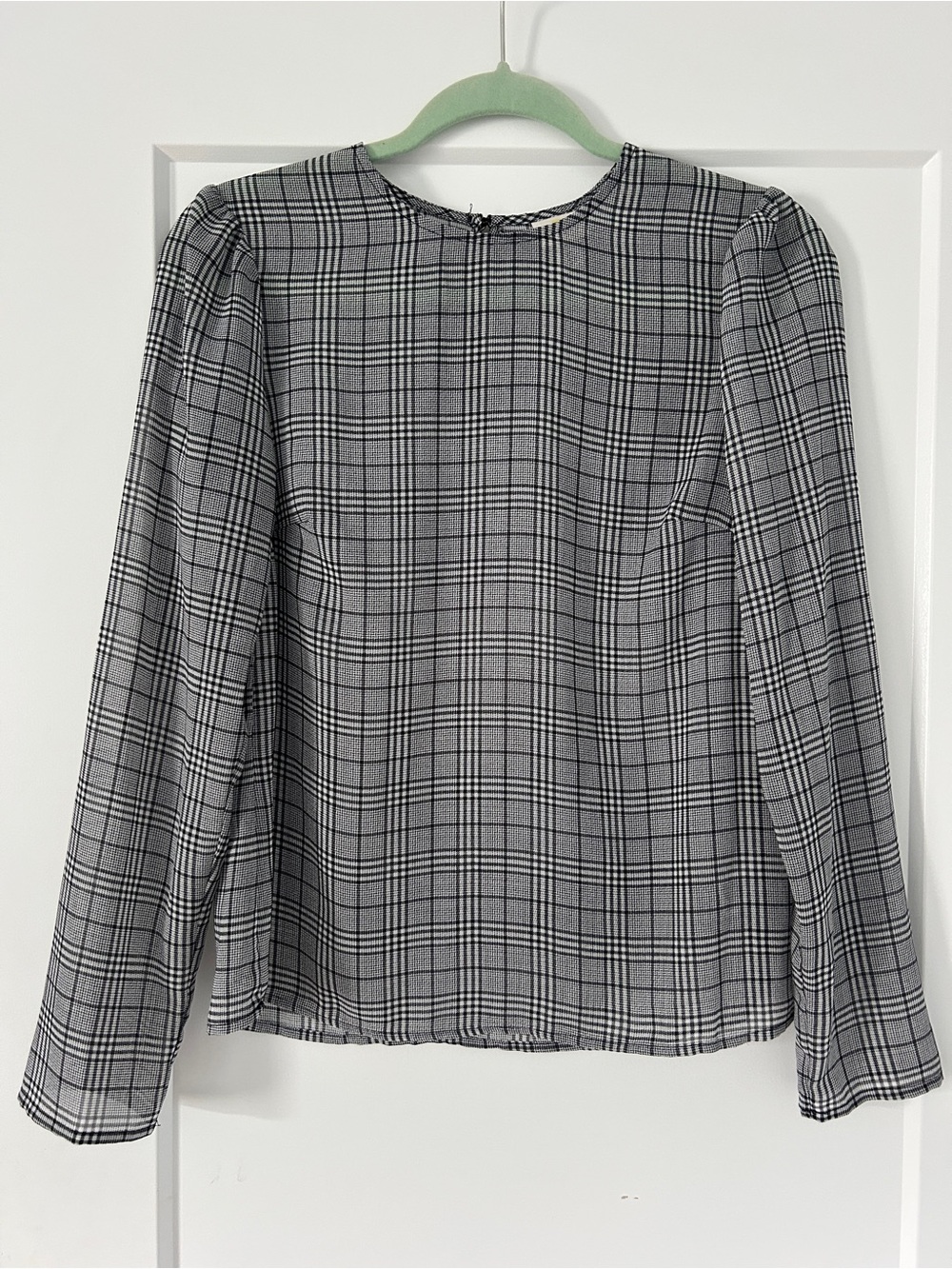 a new day Black & White Plaid Long-Sleeve Top